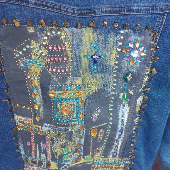 Size 8 Magnolia Denim Jean Jacket - Picture 7 of 9